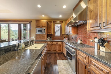 7201 Larkspur Ln unit 4, Truckee, CA 96161 - photo 7