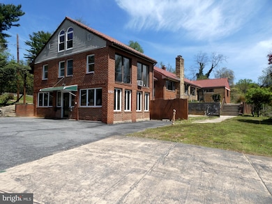 207 Shaw Ave, Silver Spring, MD 20904 - photo 2