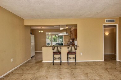 Vallie Living Room 3