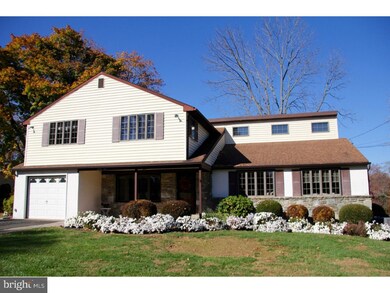 31 Macfarland Ave, Warminster, PA 18974 - photo 2