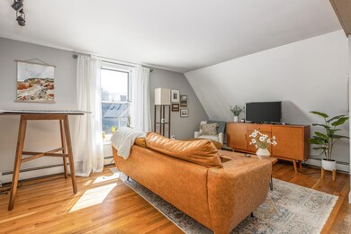 199 Spring St unit 5, Portland, ME 04102 - photo 3