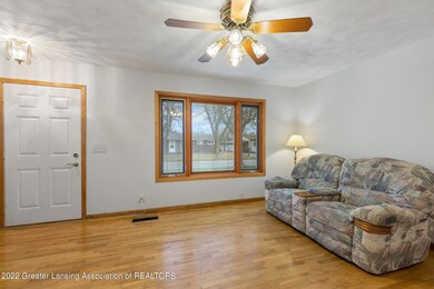 4614 Lowcroft Ave, Lansing, MI 48910 - photo 4