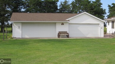 22682 120th St, Columbus Junction, IA 52738 - photo 3