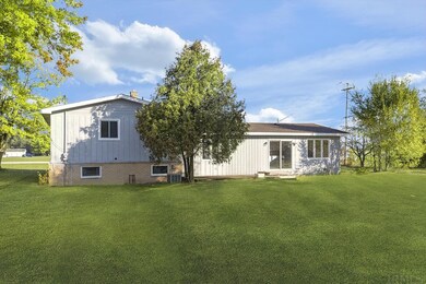 22020 County Road 18, Goshen, IN 46528 - photo 4