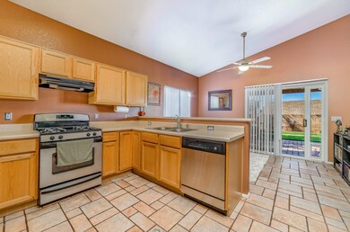 9134 E Sugar Sumac St - MLS-13 Kitchen 1