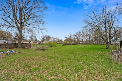 5-web-or-mls-1384 Moler Rd-105