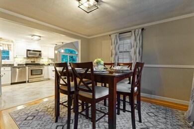 8 Avondale Ave, Billerica, MA 01821 - photo 5