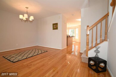 2537 James Monroe Cir, Herndon, VA 20171 - photo 7