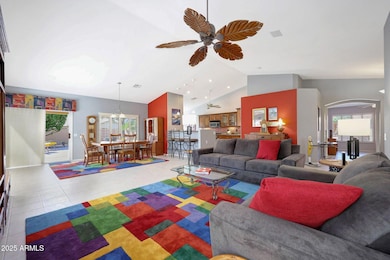 3022 N 148th Great Rm Din Rm Kitchen