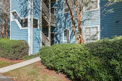 4220 Wilshire Blvd unit 104, Wilmington, NC 28403 - photo 2