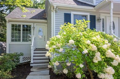 499 Seaside Ave, Saco, ME 04072 - photo 2