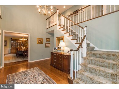 301 Sandcastle Ln, Bryn Mawr, PA 19010 - photo 5