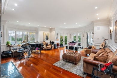 15 Auriemma Ct, Landing, NJ 07850 - photo 2