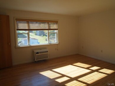 1018 E Hamilton St unit N1, Allentown, PA 18109 - photo 4