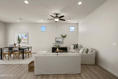 13825 Paseo Bosque-9