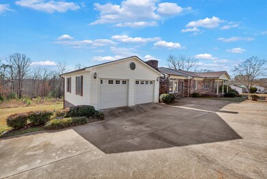 430 Stewart Rd, Walhalla, SC 29691 - photo 4