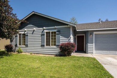 2-web-or-mls-2875 SW Deschutes Dr-2