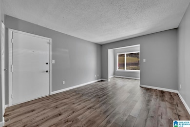 400 Skyview Dr unit E, Birmingham, AL 35209 - photo 7