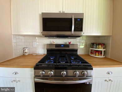 15918 Jerald Rd, Laurel, MD 20707 - photo 7