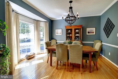 26126 Murrey Dr, Chantilly, VA 20152 - photo 5