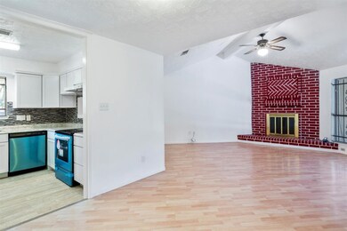 8347 Pebbledowne Dr, Houston, TX 77064 - photo 2