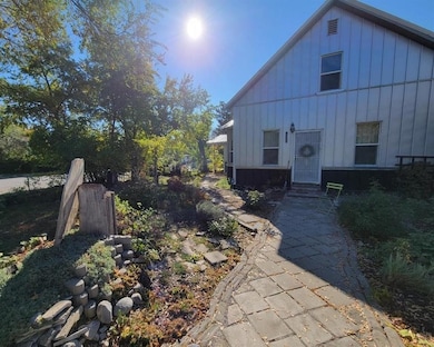 1528 E Boone Ave, Spokane, WA 99202 - photo 2