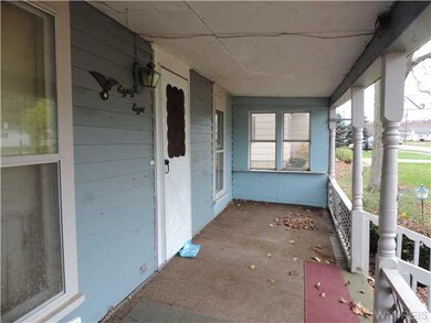 Porch - Open