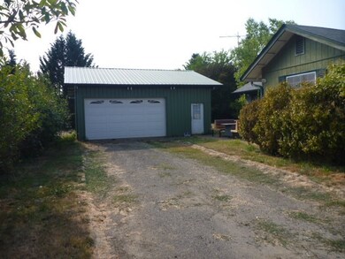 140 Plat A St, Sutherlin, OR 97479 - photo 2