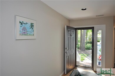 Nice wide Foyer