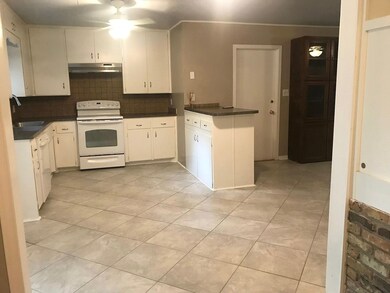 730 Dezso Dr, Alvin, TX 77511 - photo 5