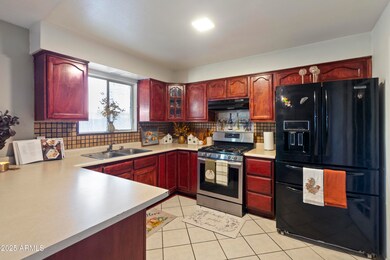 5201 W Monte Vista Rd, Phoenix, AZ 85035 - photo 6