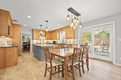 Country Kitchen