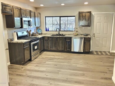 B4B4ED34-9BE6-4066-9CB1-6B36C9892D91