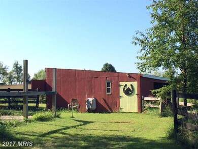 540 Cather Rd, Berryville, VA 22611 - photo 4