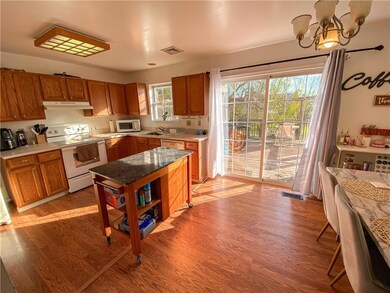 804 Cove Ct, Freemansburg, PA 18017 - photo 7