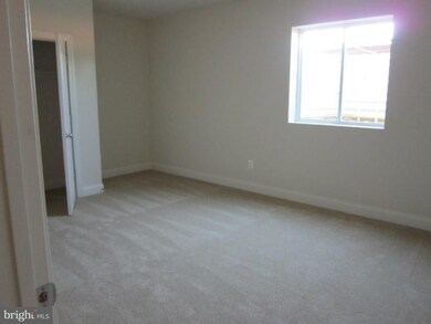 997 Falls Pointe Way, Huntingtown, MD 20639 - photo 3