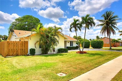 9520 Richmond Cir, Boca Raton, FL 33434 - photo 3