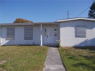 802 Schumann Dr, Sebastian, FL 32958 - photo 2