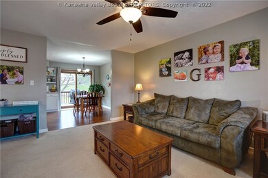 151 Timberlake Cir, Scott Depot, WV 25560 - photo 5