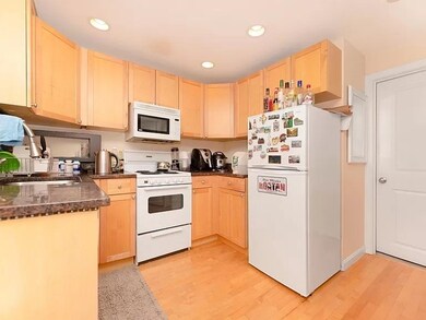 95 2nd St unit 5, Cambridge, MA 02141 - photo 4