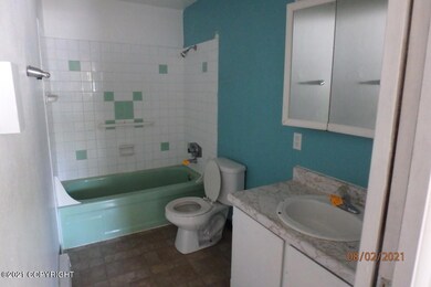 1305 W 44th Ave, Anchorage, AK 99503 - photo 6