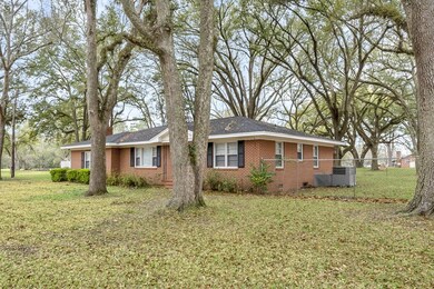 1307 Broach Ave, Albany, GA 31705 - photo 3