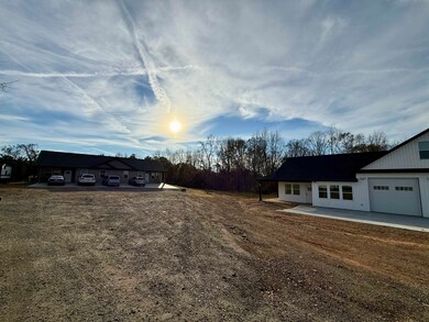 103 Guy Cothran Rd, Inman, SC 29349 - photo 2