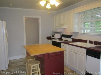 410 Buie Ct, Fayetteville, NC 28304 - photo 5