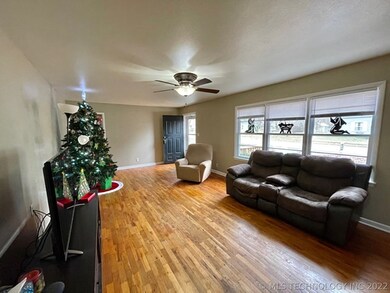 806 S College Ave, Tahlequah, OK 74464 - photo 7