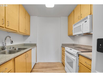 10800 SE 17th Cir unit H101, Vancouver, WA 98664 - photo 6