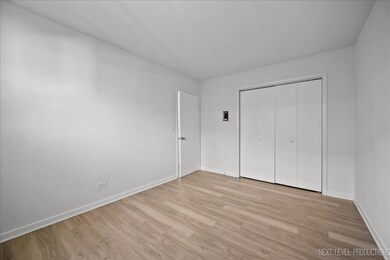 627 S Blanchard St unit B2, Wheaton, IL 60187 - photo 6