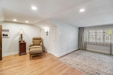 1323 Myrtle Place-3