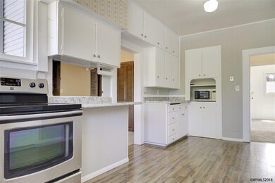 906 Takena St SW, Albany, OR 97321 - photo 3