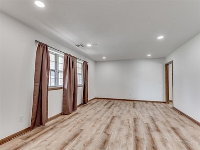 4325 NW 44th St, Oklahoma City, OK 73112 - photo 6